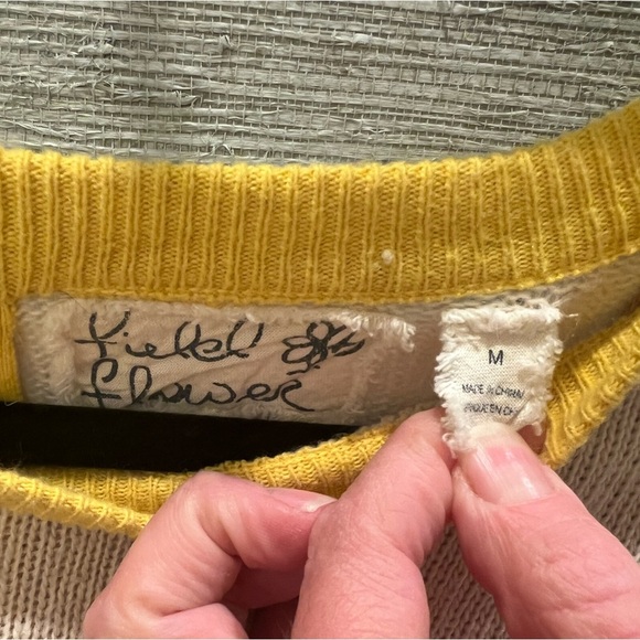 Anthropologie field flower short sleeve sweater beige tan yellow medium zip back - Picture 9 of 12